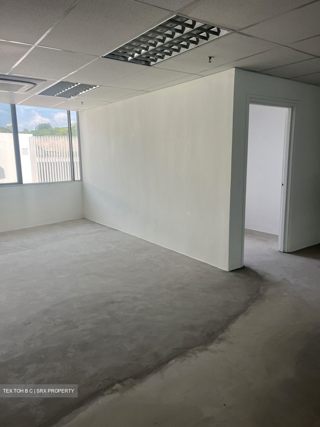 Rex House (D9), Retail #438607231